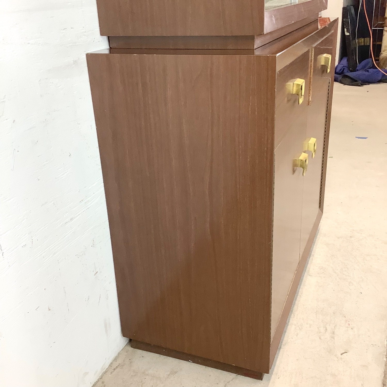 Mid-Century Modern Display Cabinet Credenza - image-8