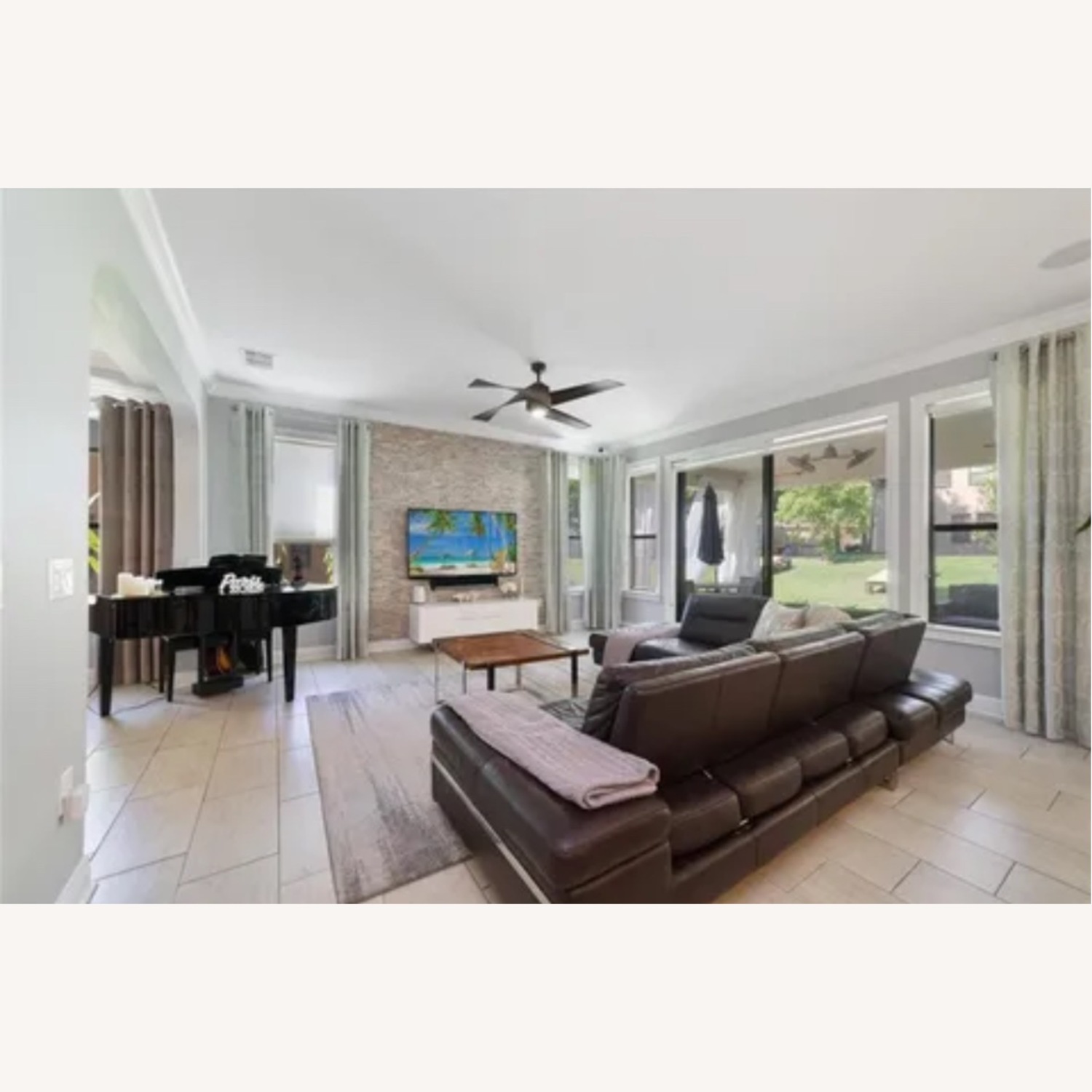 Scan Design Sectional - image-1