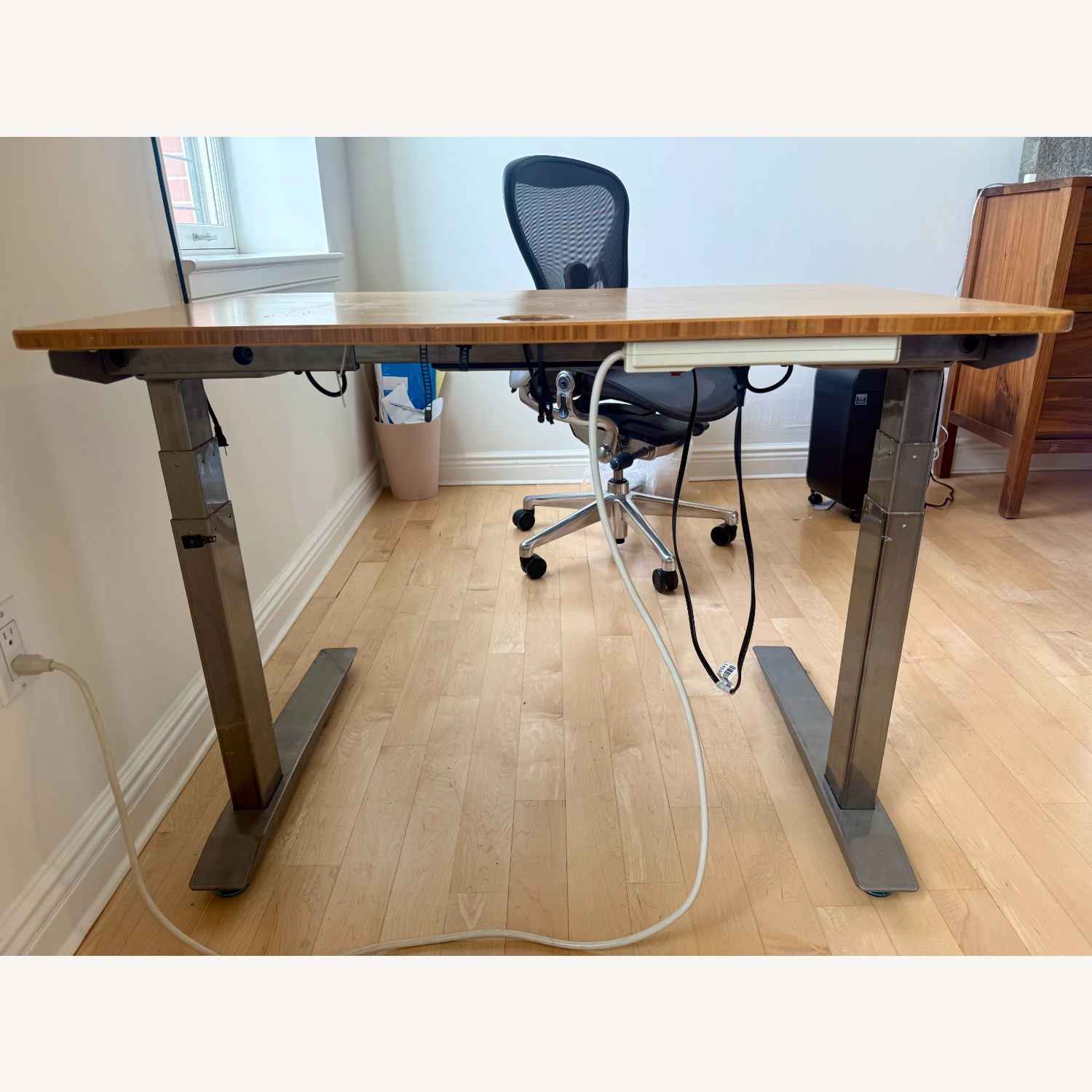 Fully Jarvis Bamboo Standing Desk with Accessories - image-8