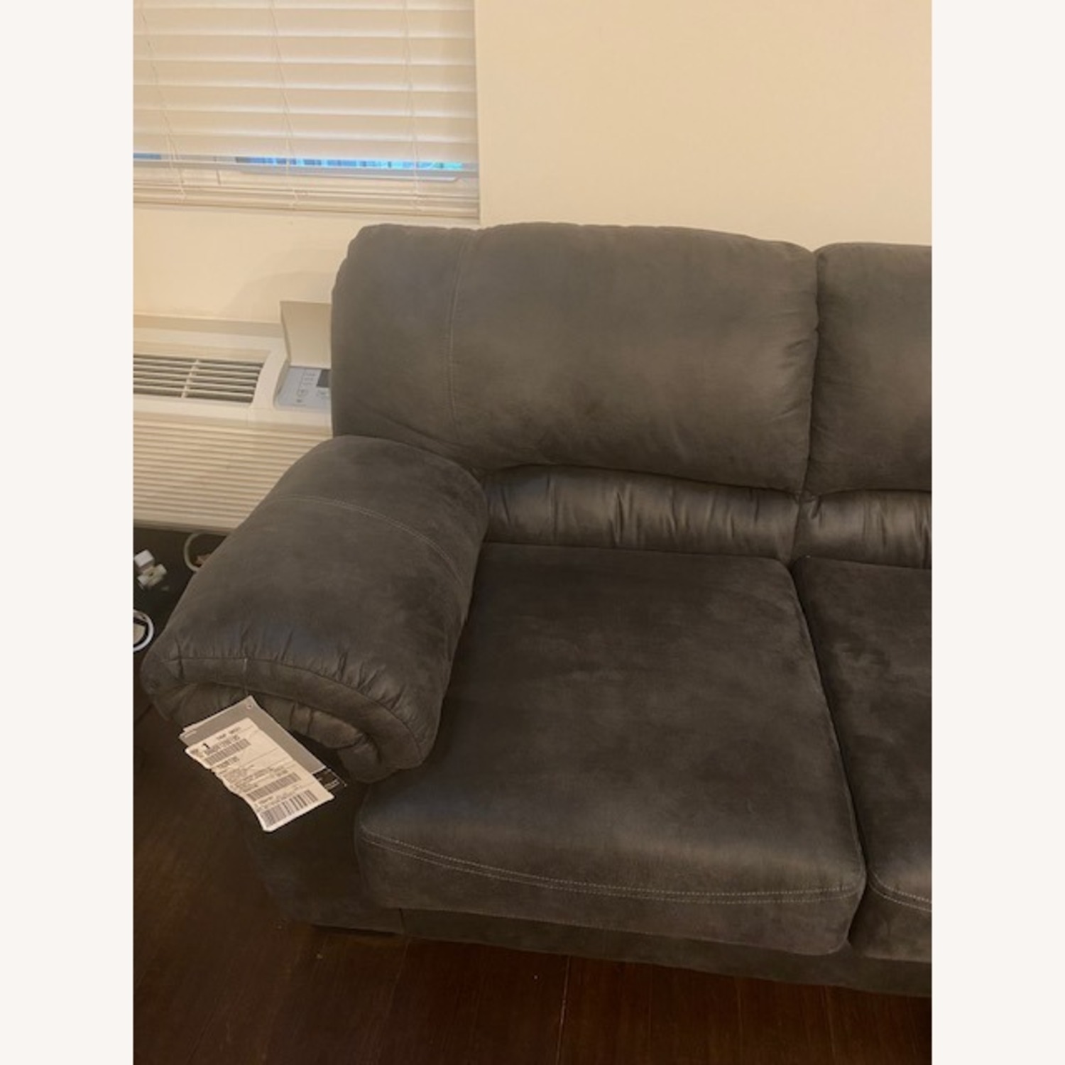 Ashley Bladen Loveseat - image-3