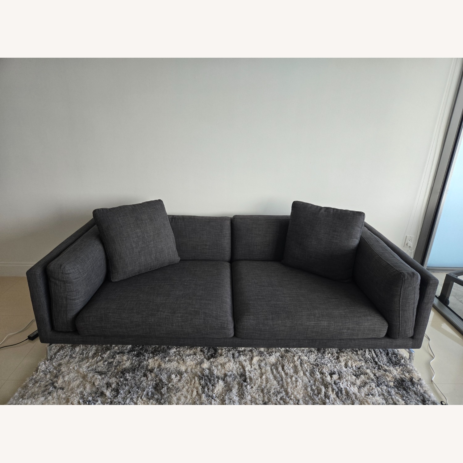 Kardiel Sofa  - image-1