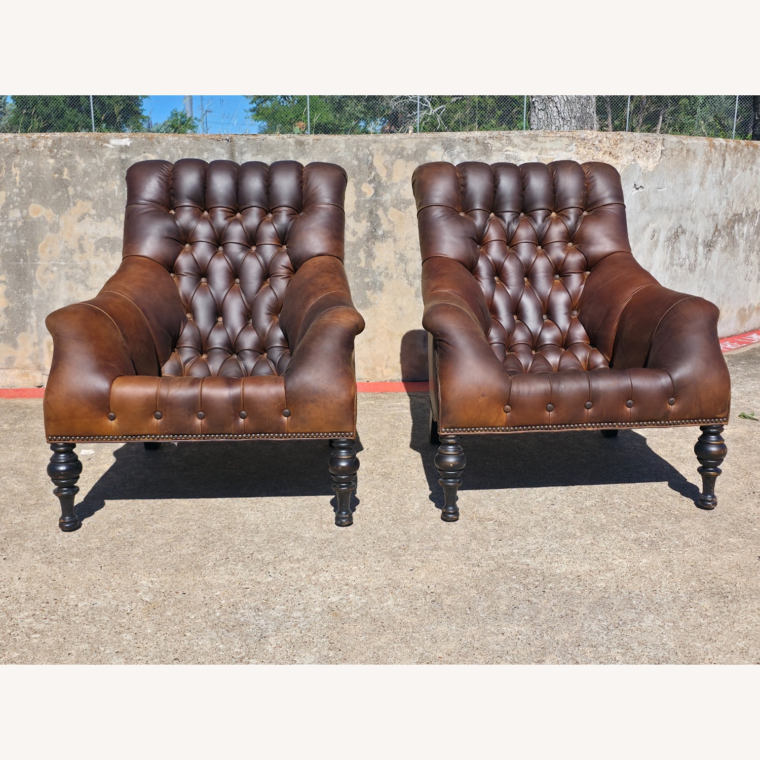 Vintage leather Tufted Chairs Set - image-2