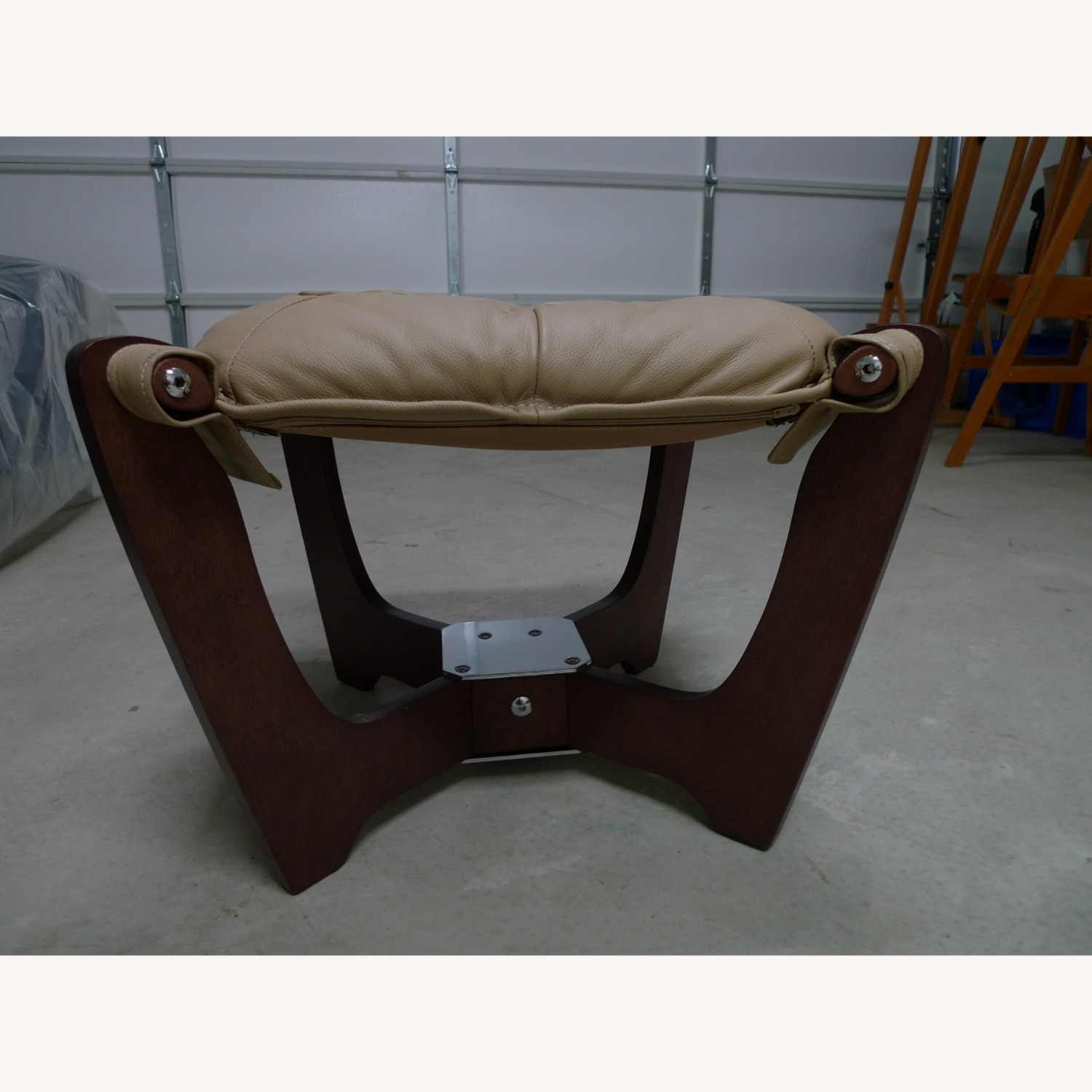 Scandinavian Designs Luna Ottoman - image-2