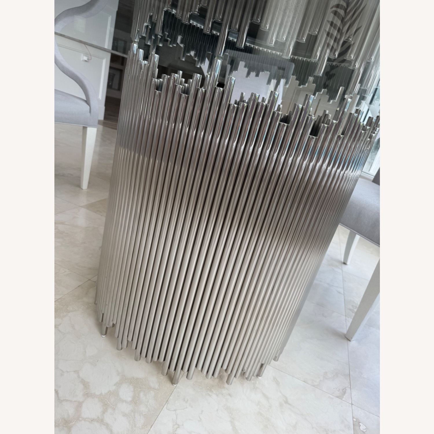 Bernhardt Round Glass Table With Metal Base - image-4