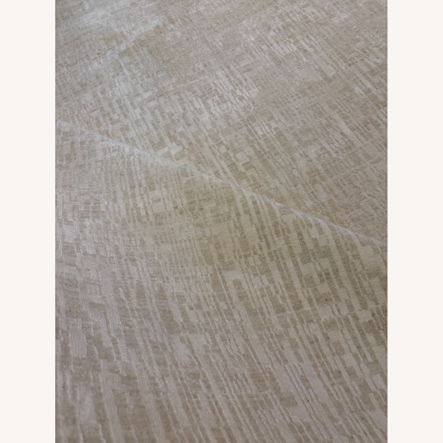 RH Matrice Wool & Silk Rug – 10' x 11' – Ivory - image-22