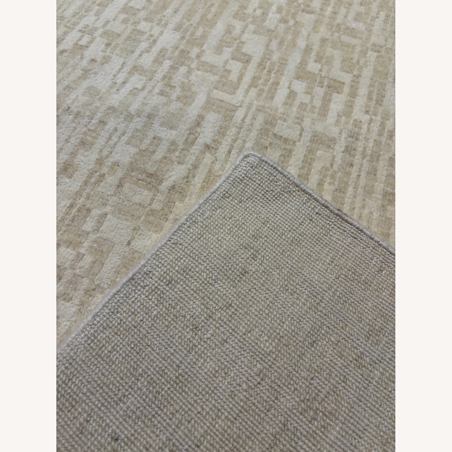 RH Matrice Wool & Silk Rug – 10' x 11' – Ivory - image-18