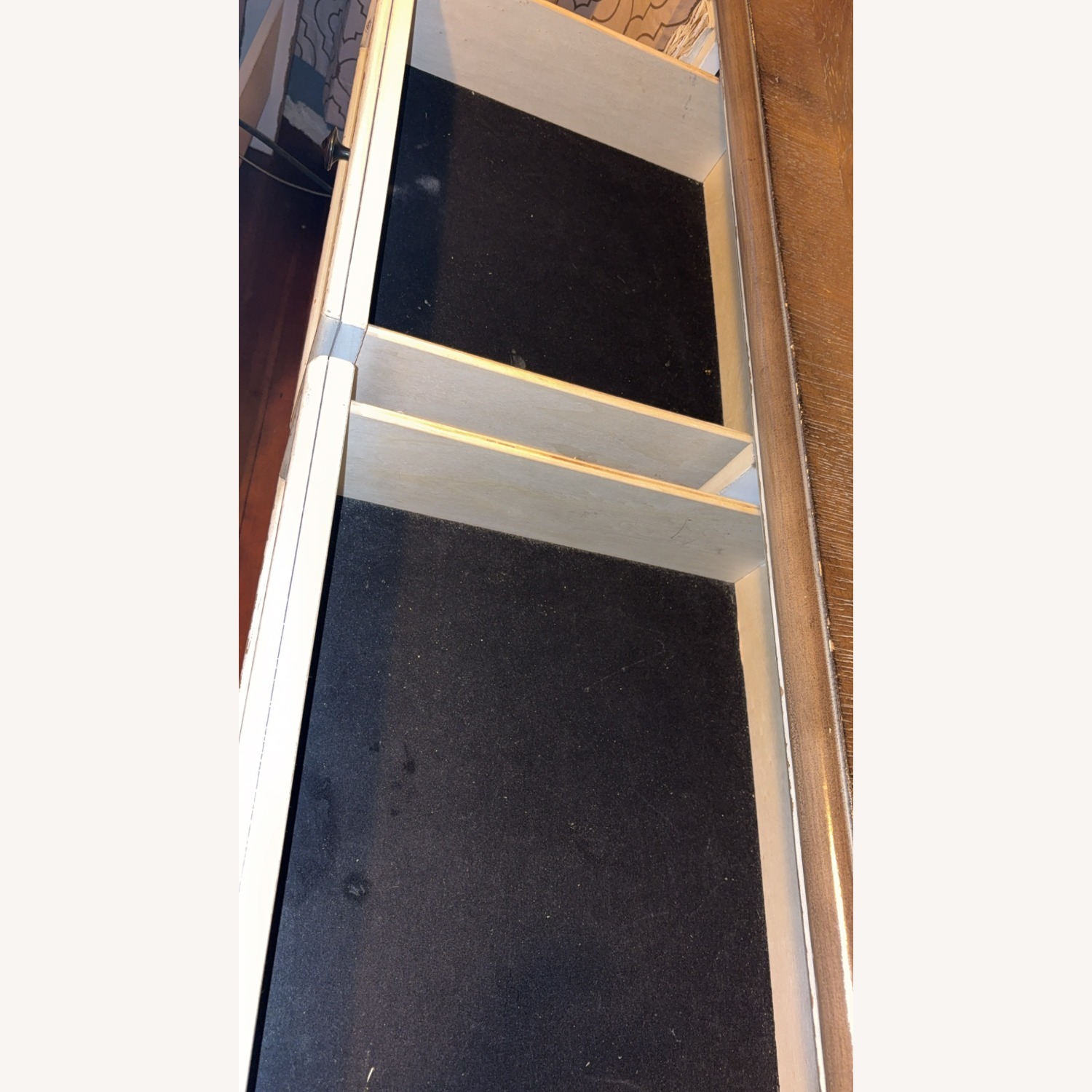 Realyn 7 Drawer Dresser and Mirror - image-6