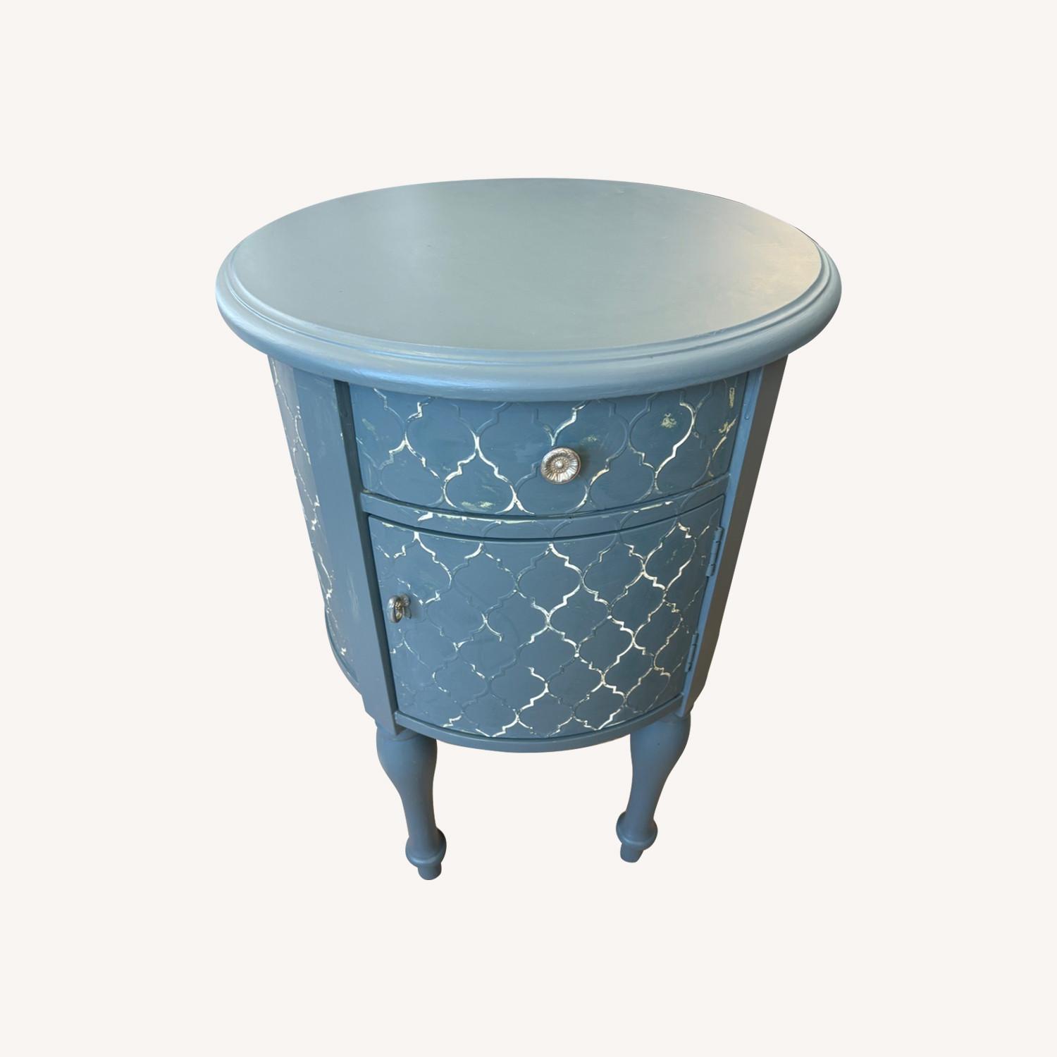 Round Stormy Sea - image-0