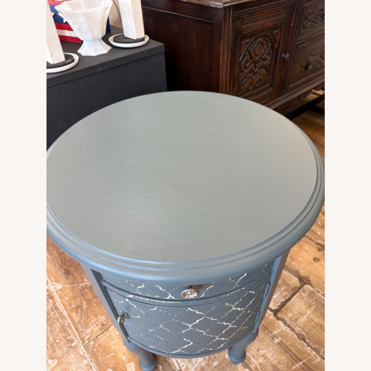 Round Stormy Sea - image-4