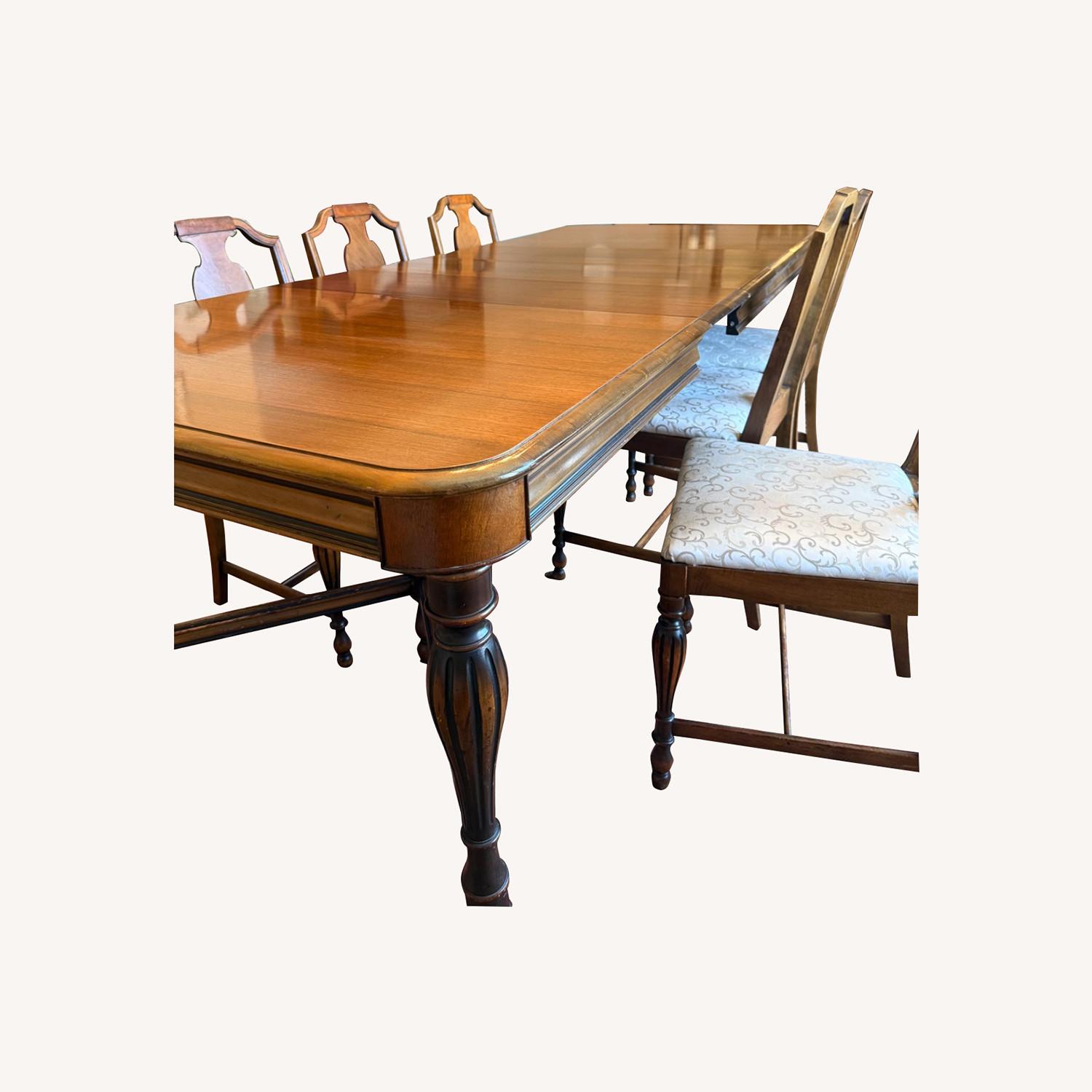 Berkey Gay Vintage Table and Chairs - image-0
