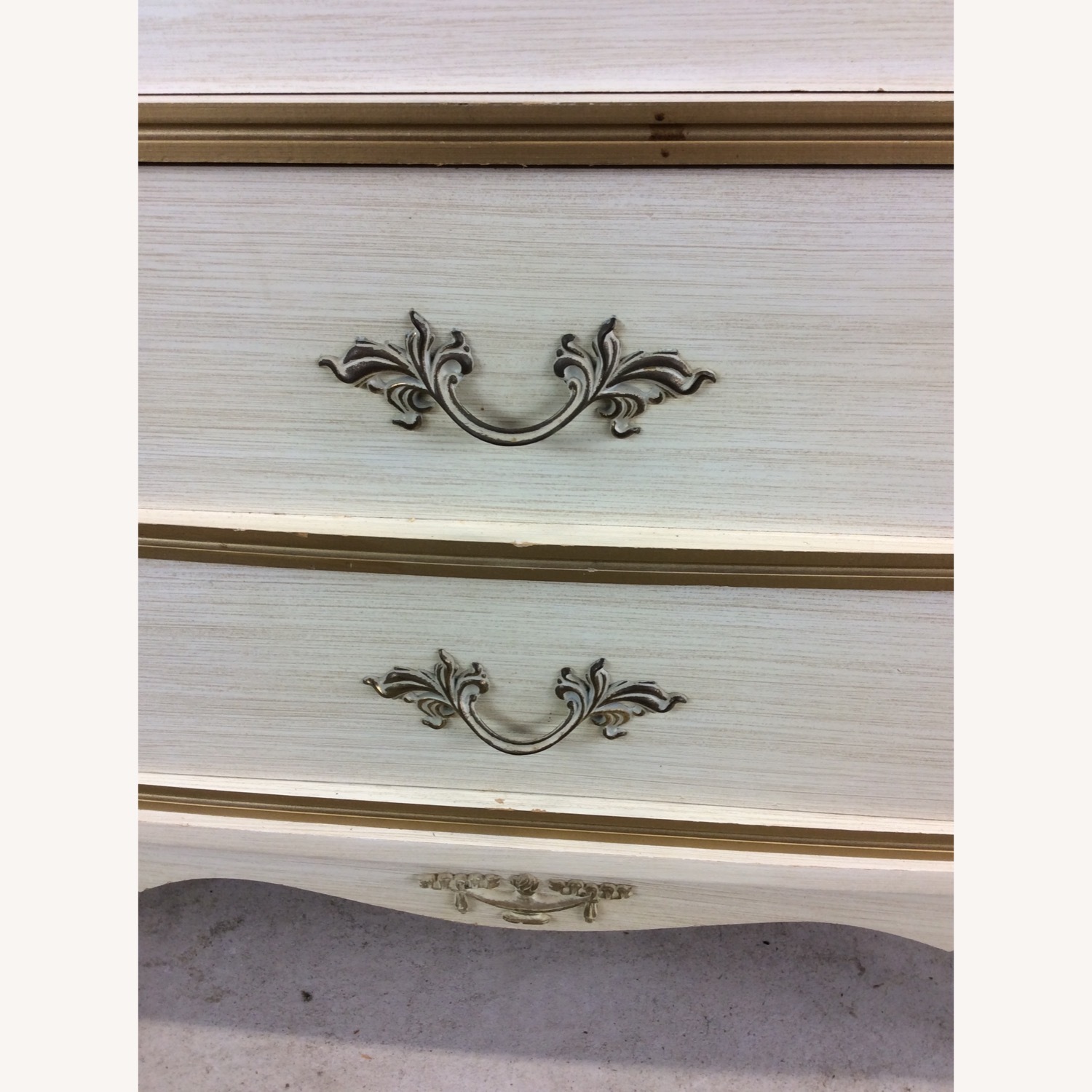 French Provincial Style Highboy with 5 Drawers - image-11