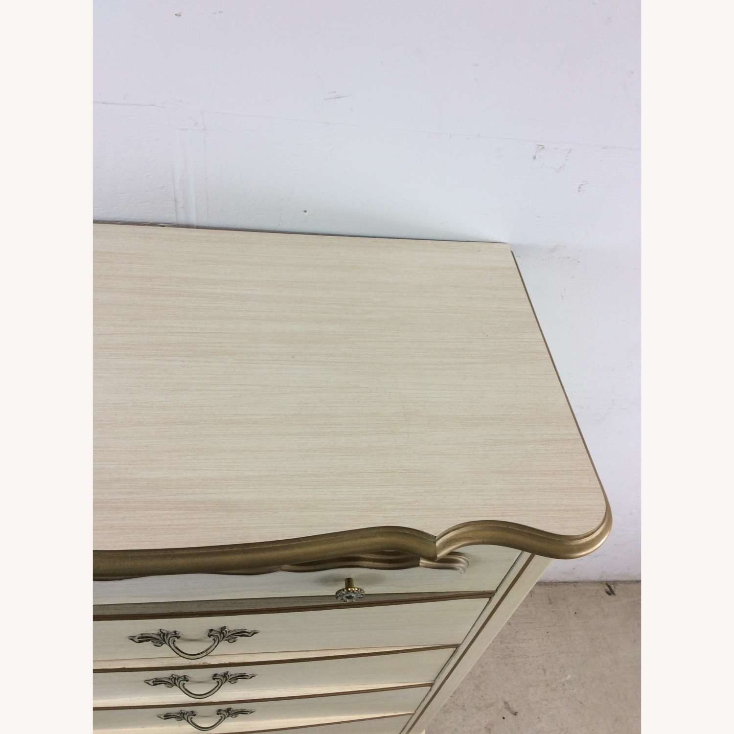French Provincial Style Highboy with 5 Drawers - image-6