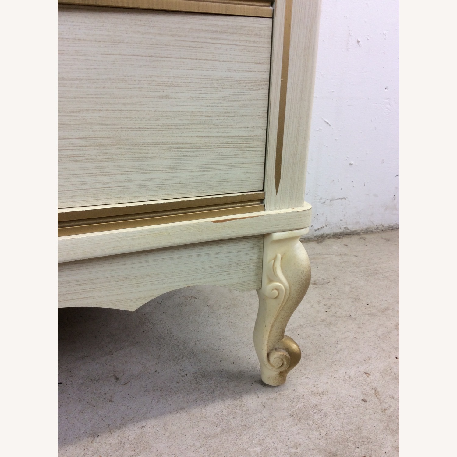 French Provincial Style Highboy with 5 Drawers - image-10