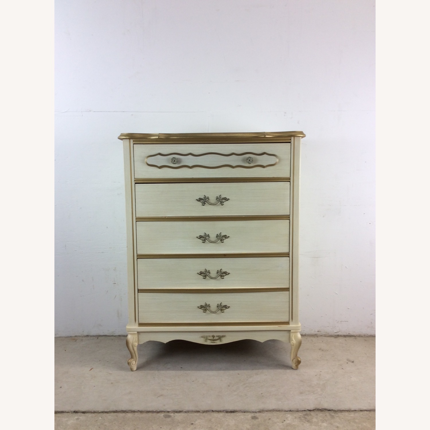French Provincial Style Highboy with 5 Drawers - image-1