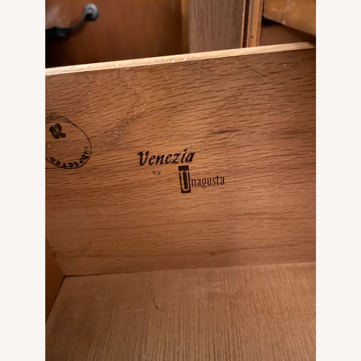 Mid-century Modern Set of 2 Nightstands - image-3