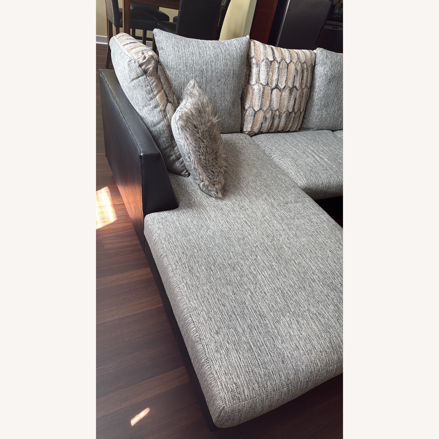 Skylar Modern L-Shaped Sectional - image-3