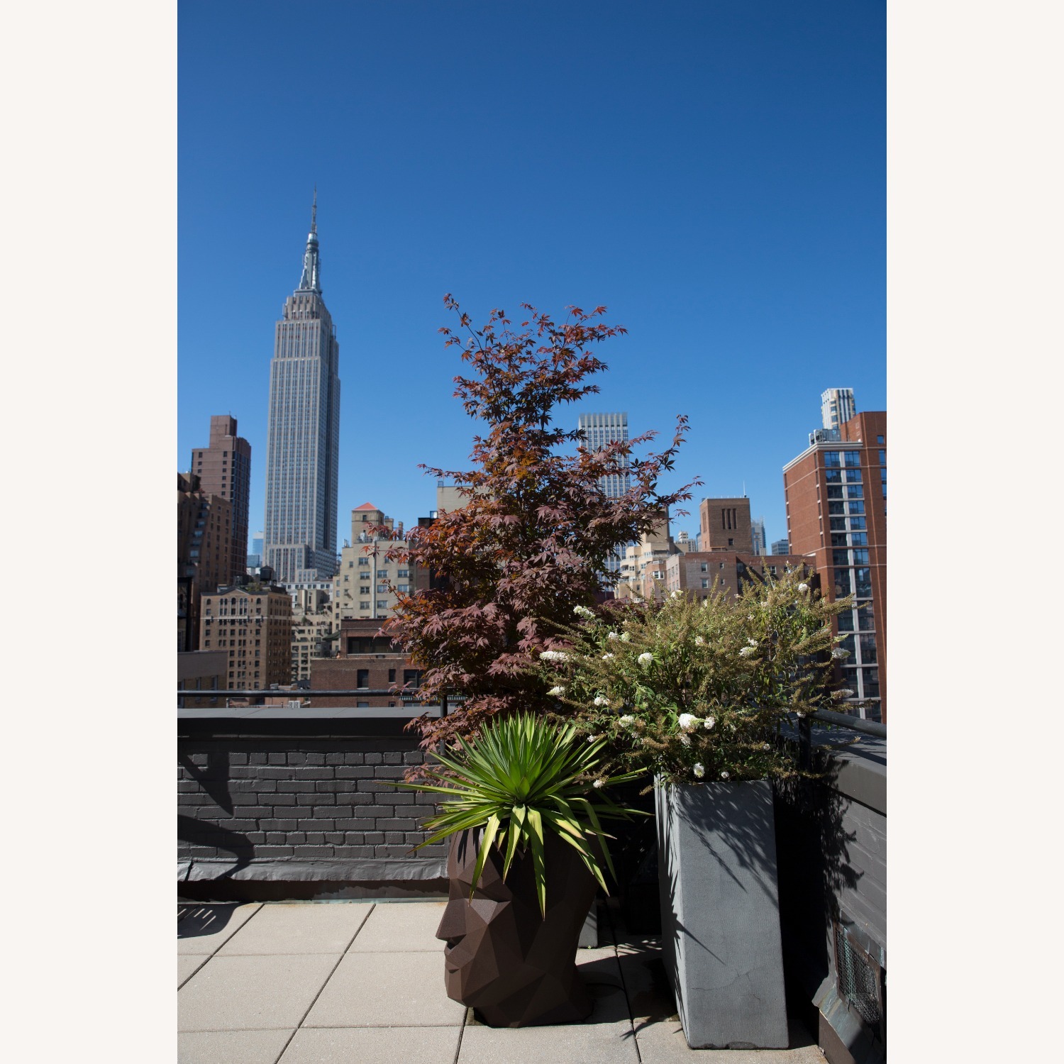 Vondom Resin Adan Planter - image-3