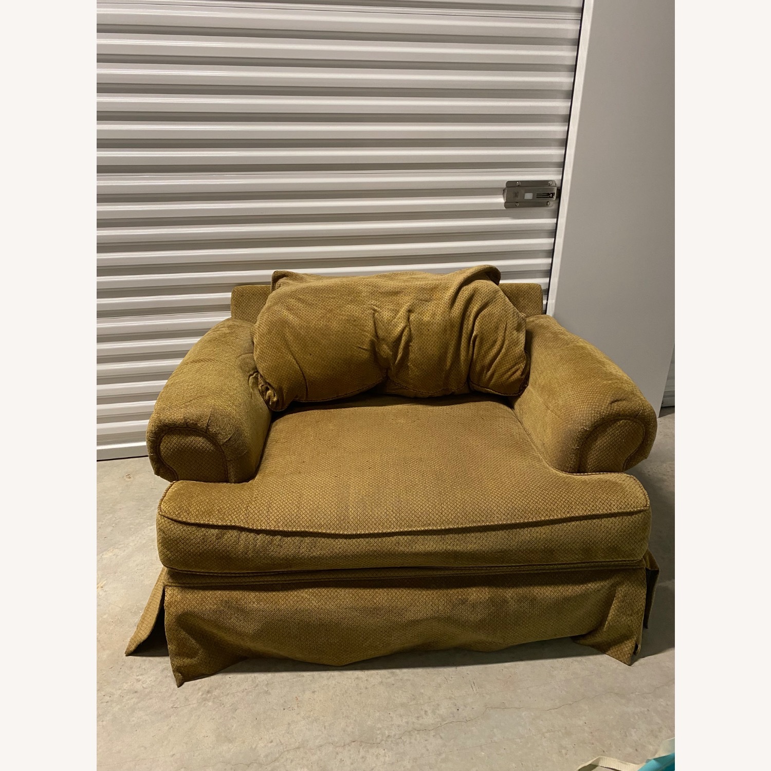 Large Chair  - image-1