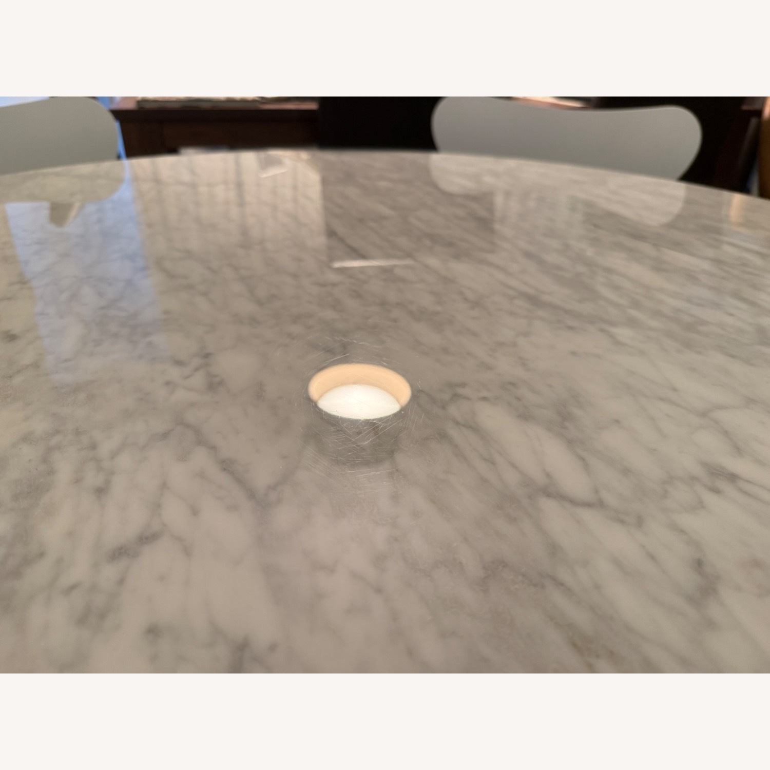 Knoll Saarinen Dining Table 47” - image-4