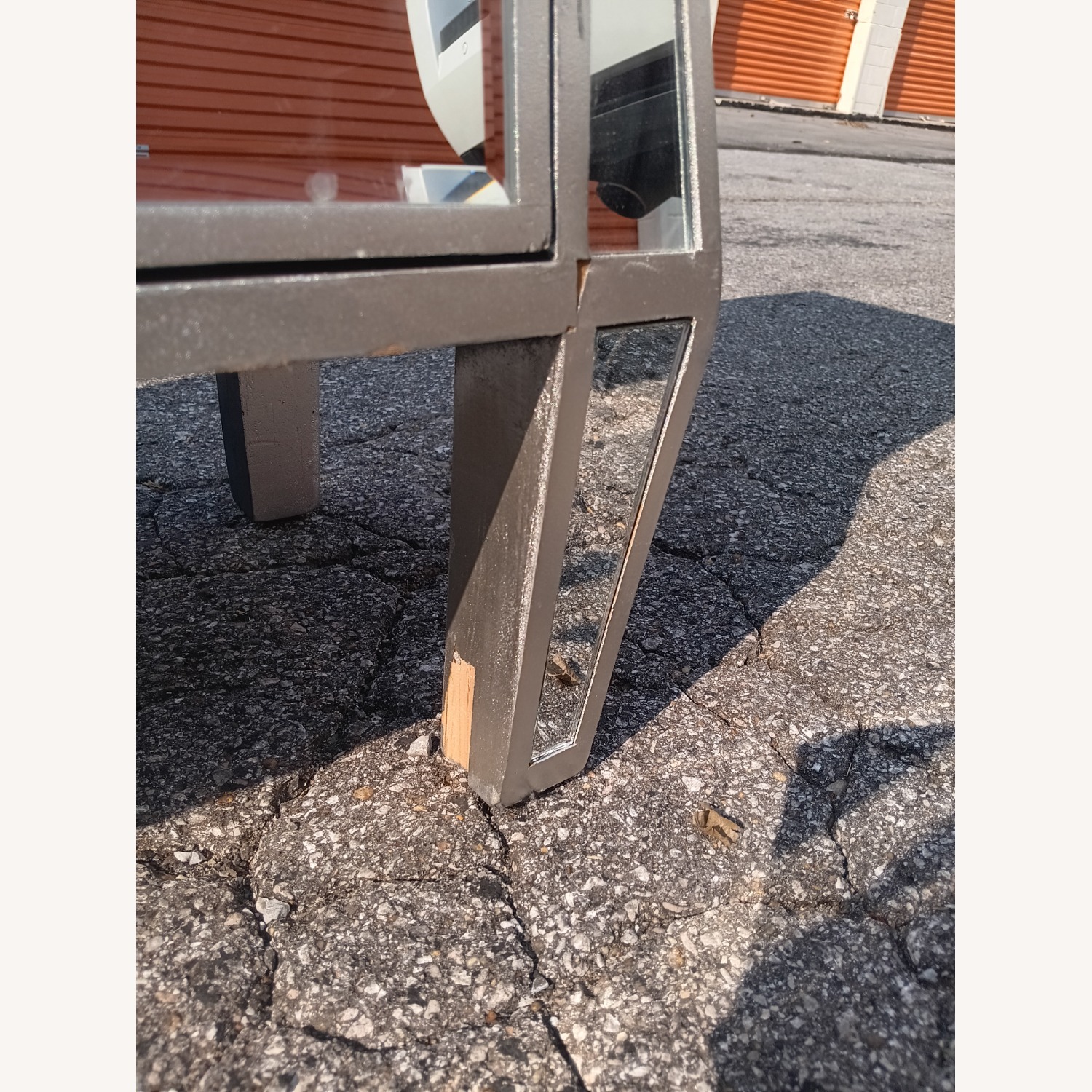 Mirrored Dresser Accent Stand - image-2