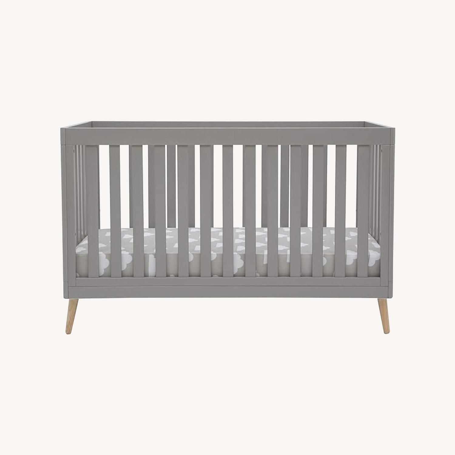 Delta Children Essex 4-in-1 Convertible Baby Crib - image-0