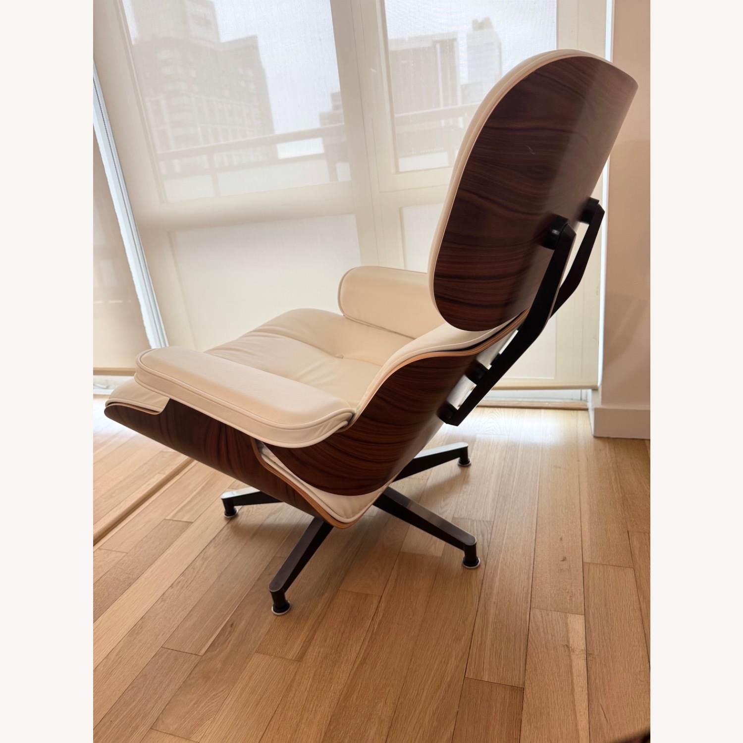 Eames Lounge Chair and Ottoman - image-3