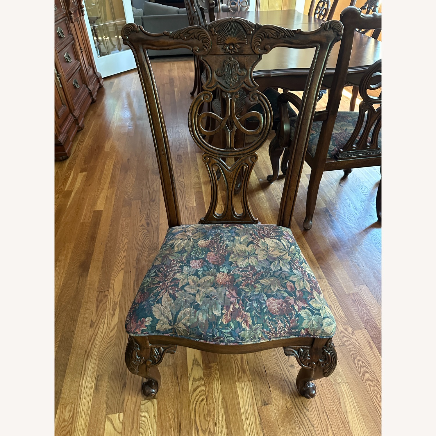 Bernhardt Avignon Dining Table and Chairs - image-12