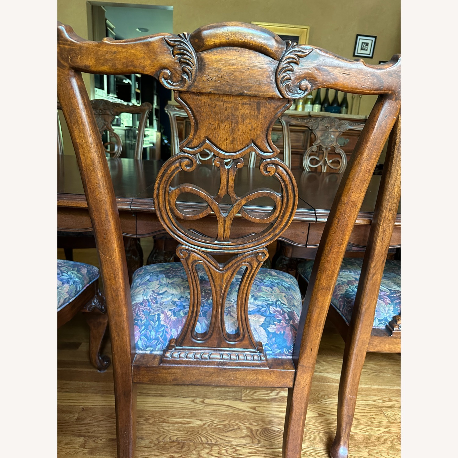 Bernhardt Avignon Dining Table and Chairs - image-10
