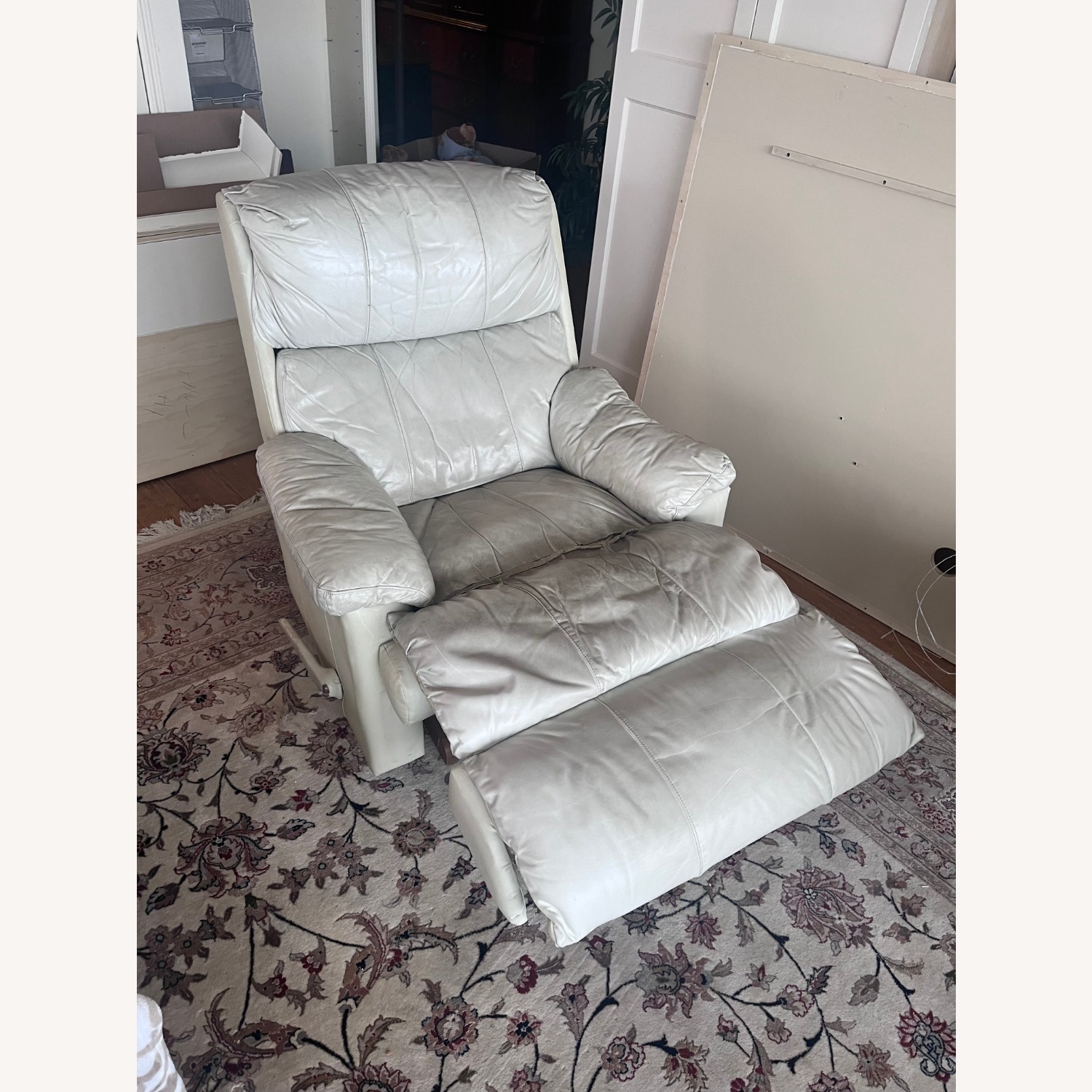 Hasbro Comfy Recliner - image-4