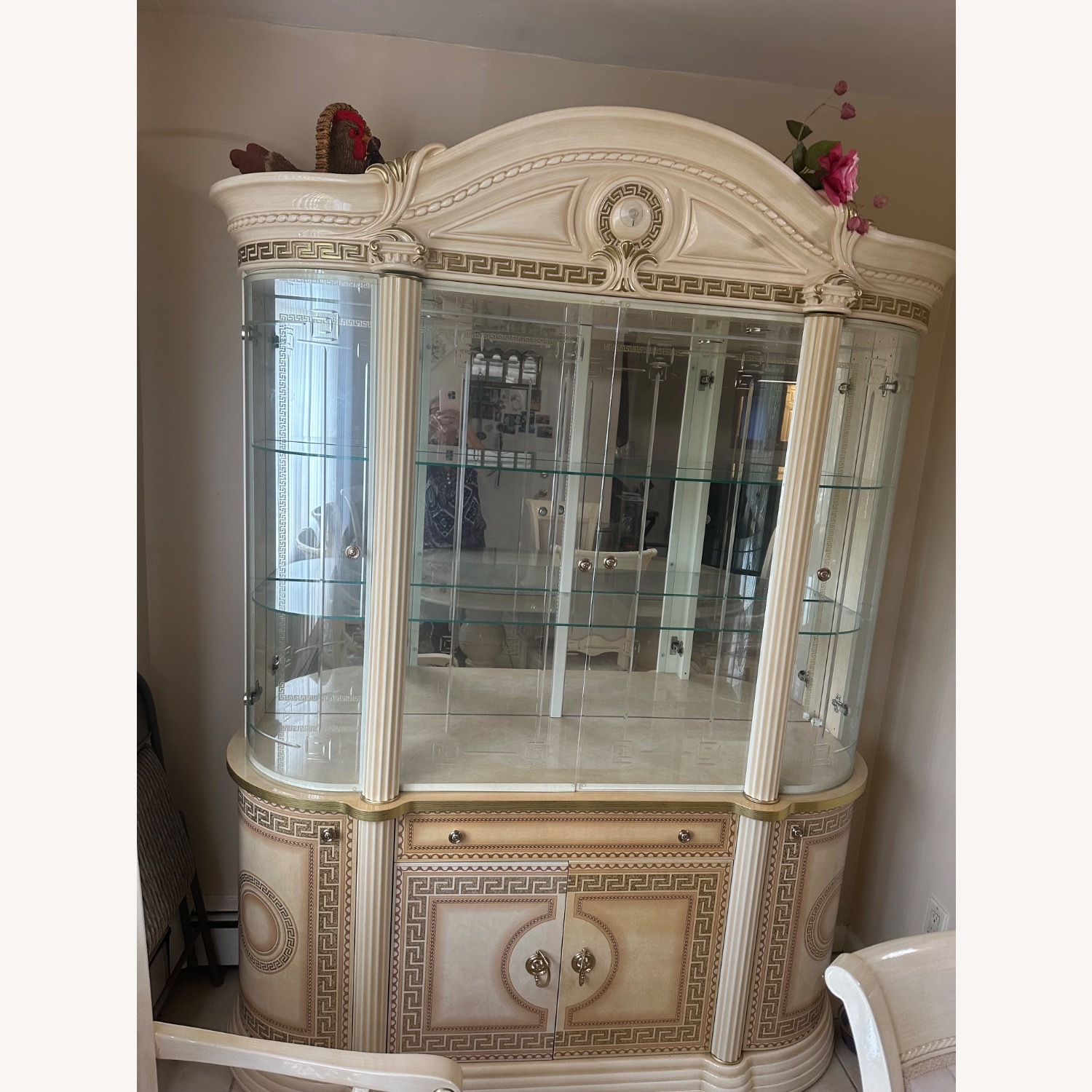 China Closet - image-1