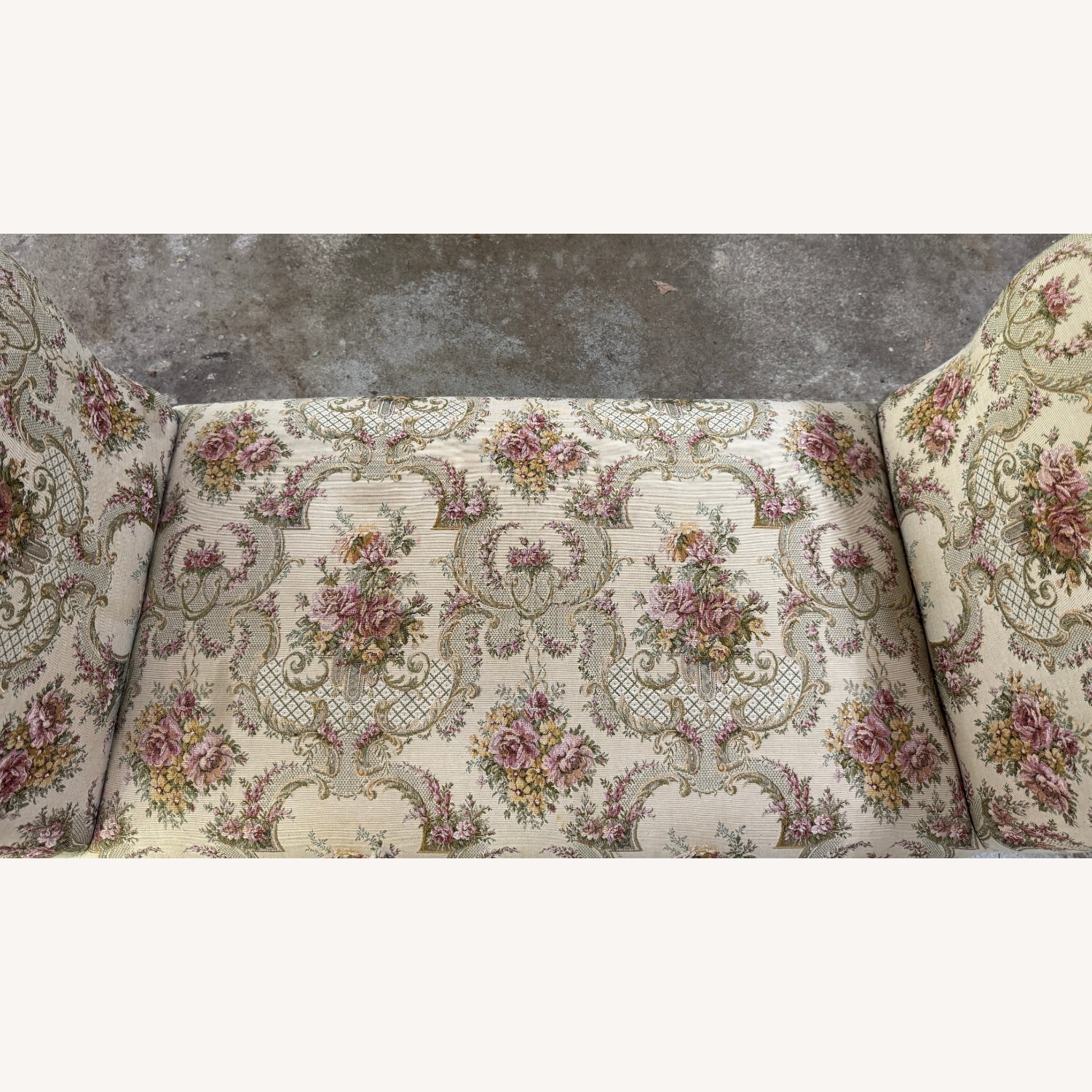Antique Chippendale Style Upholstered Window Bench - image-11