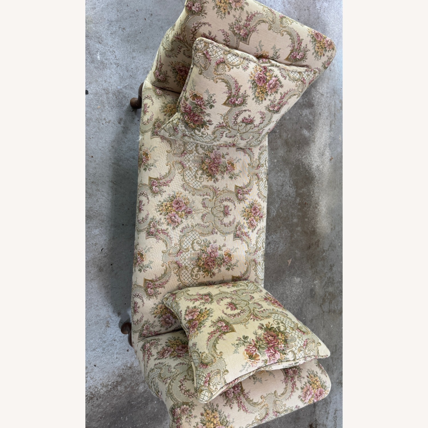 Antique Chippendale Style Upholstered Window Bench - image-13