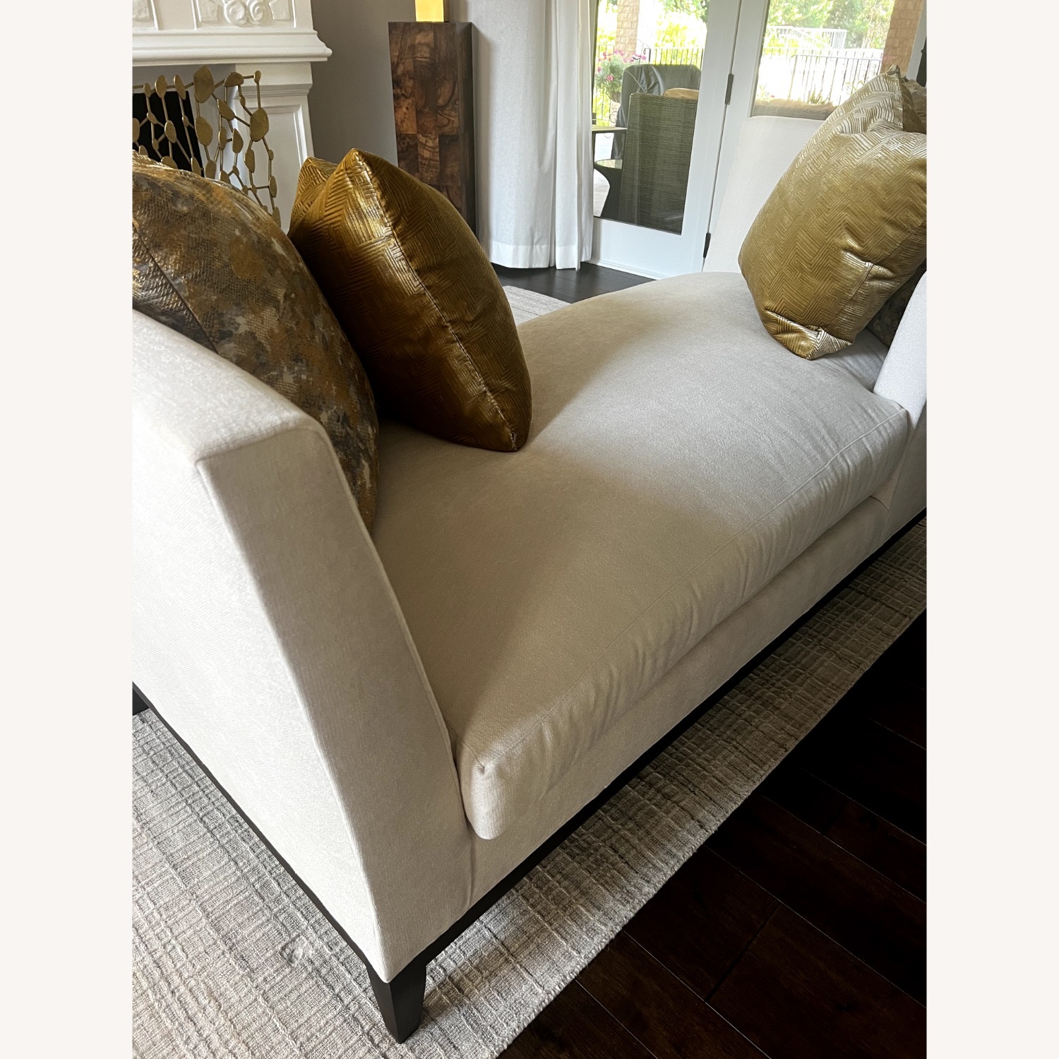 Taylor King Leah Settee - image-2