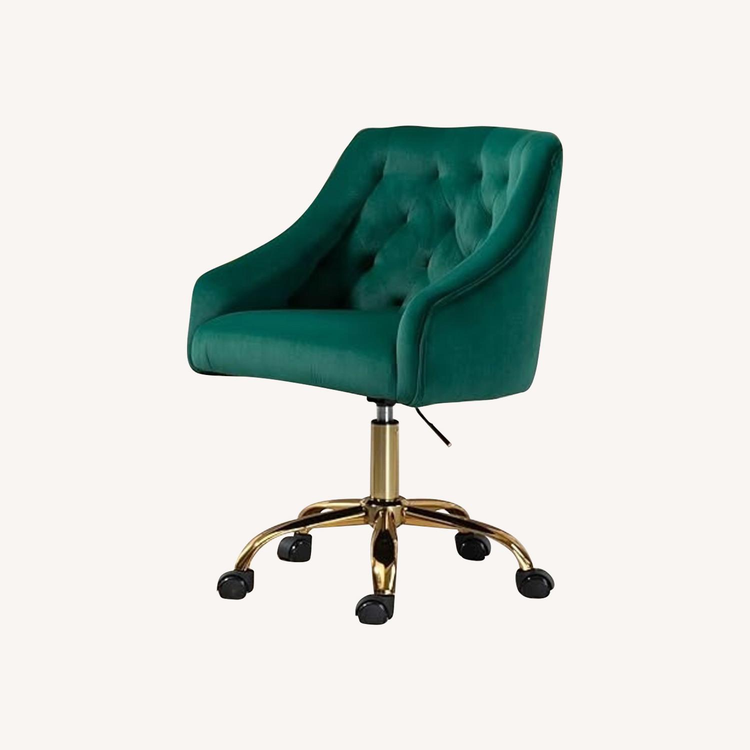 Living Spaces Green Swivel Office Chair - image-0