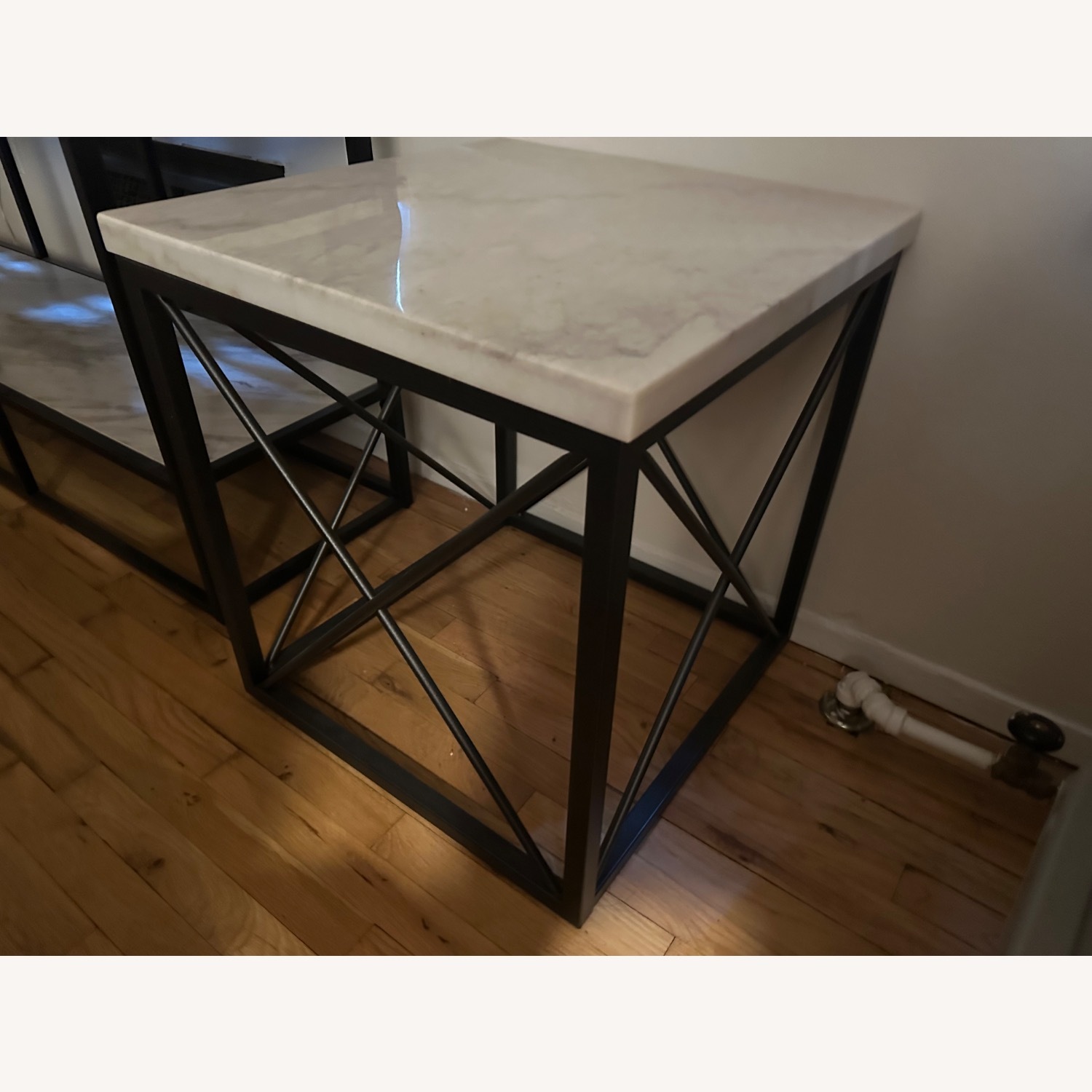 Nebraska Furniture Mart Marble Side Table  - image-1