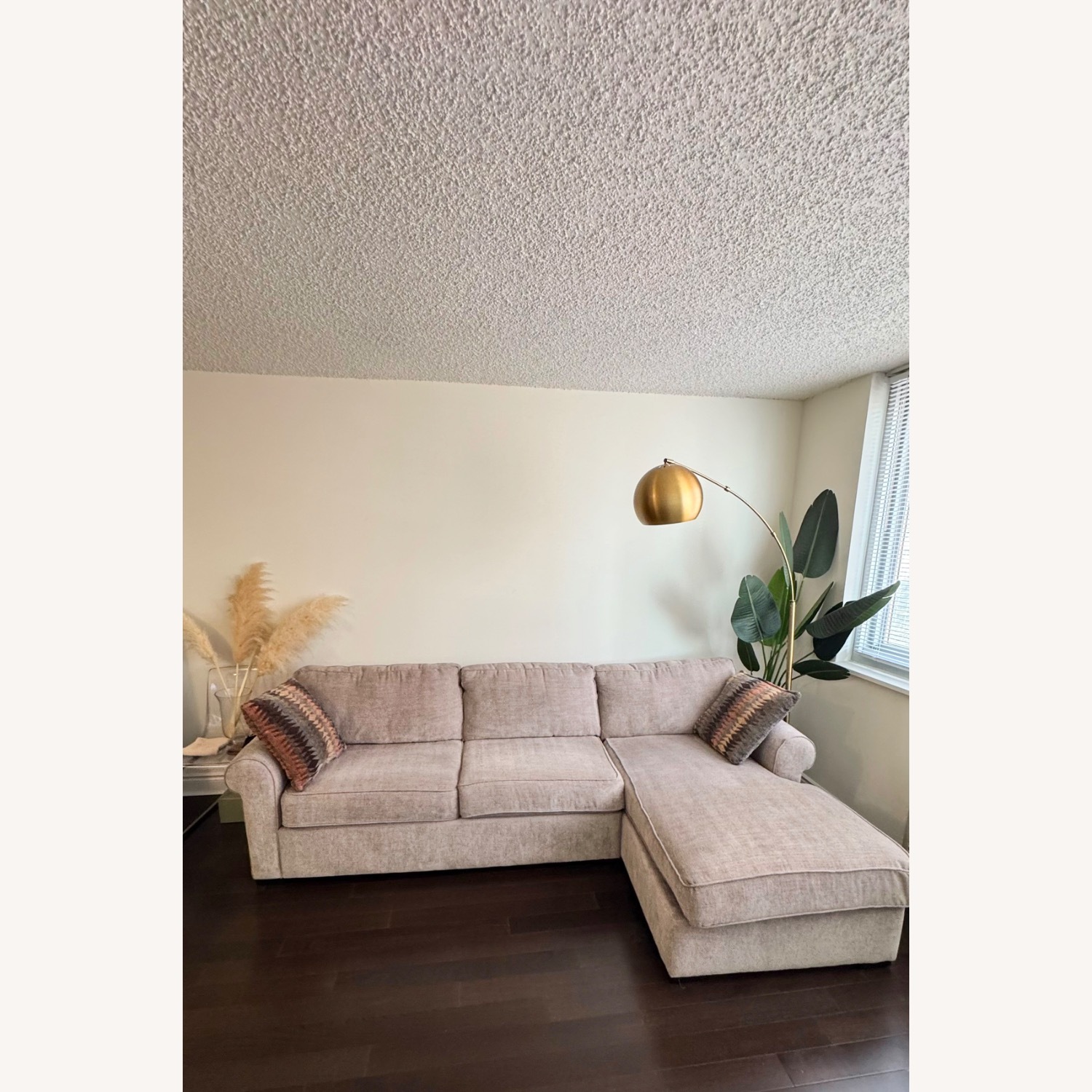 2-piece Raymour & Flanigan sofa chaise – excellent condition! - image-2