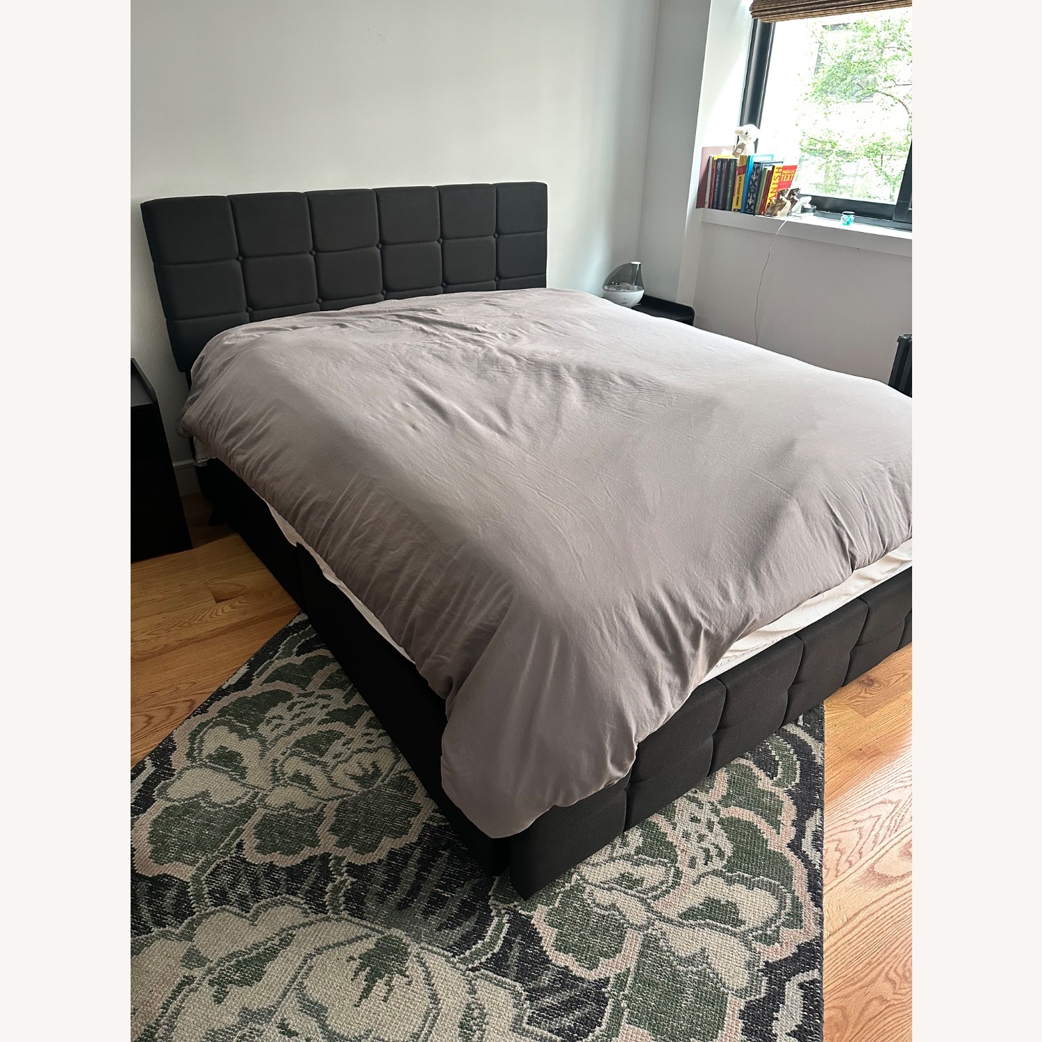 Modern Upholstered Bed with 4 Storage Drawers  - image-1