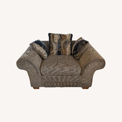 Used Comfortable Oversized Fabric Chair  for sale on AptDeco