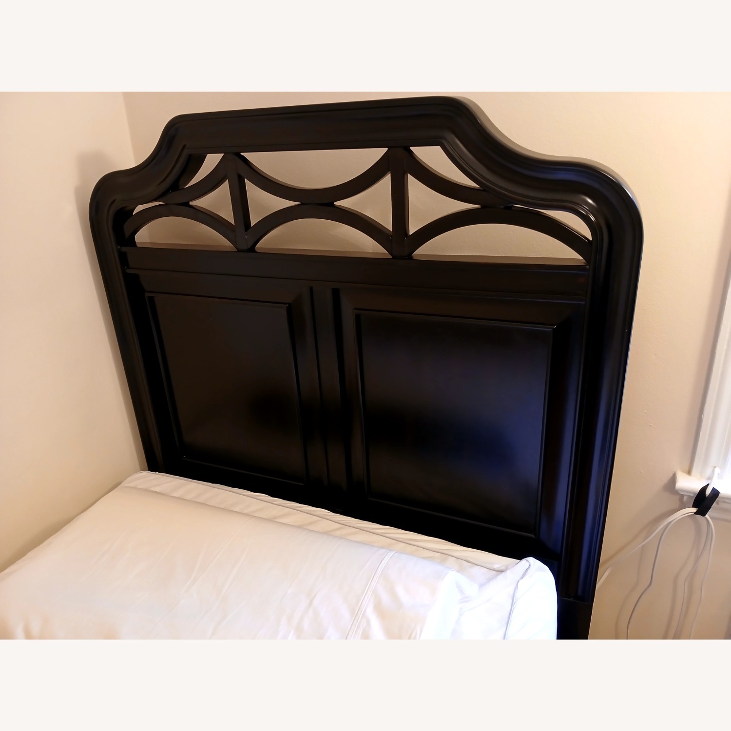 Mystic Black Twin Bed - image-3
