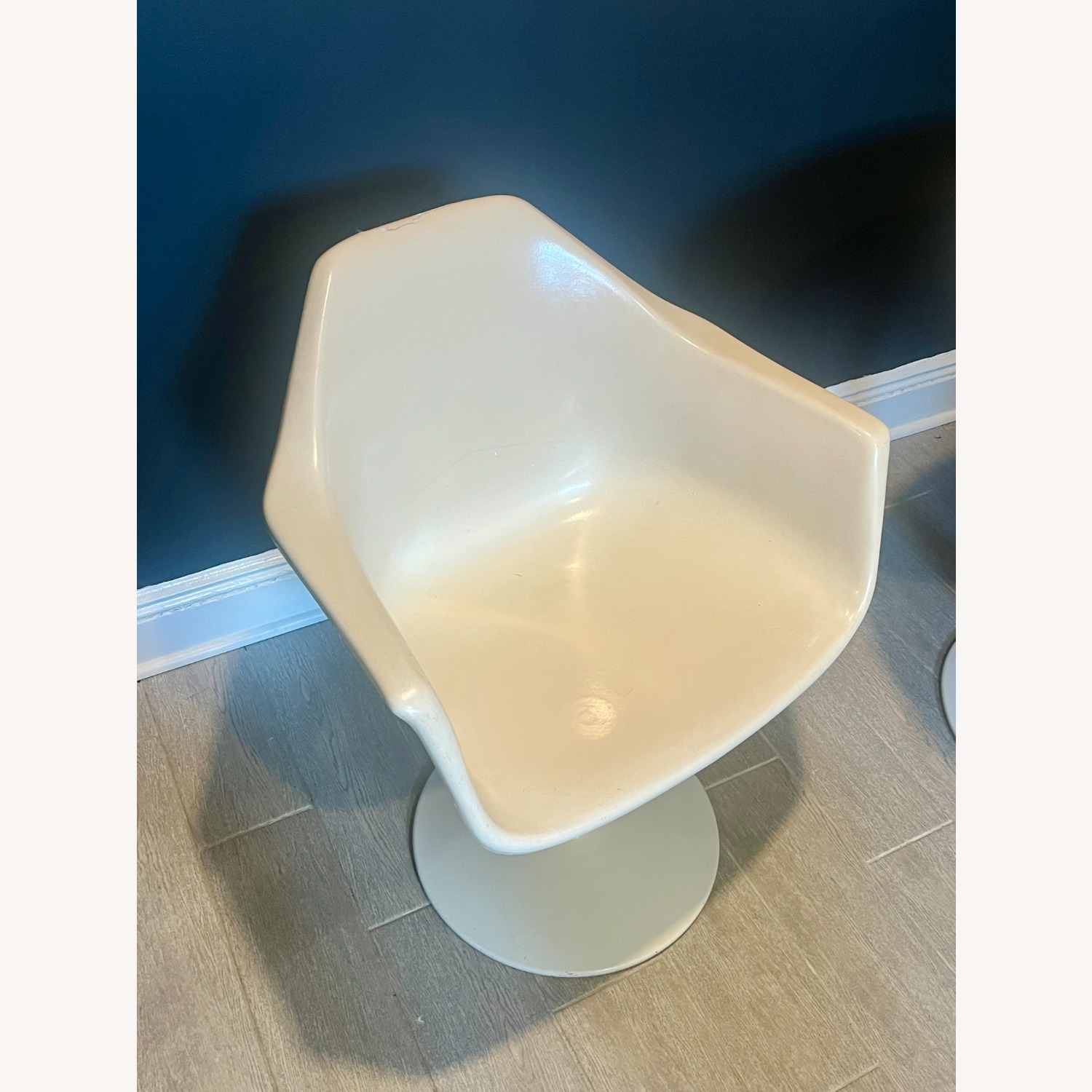 2 Vintage Tulip Off White Dining Chairs - image-1