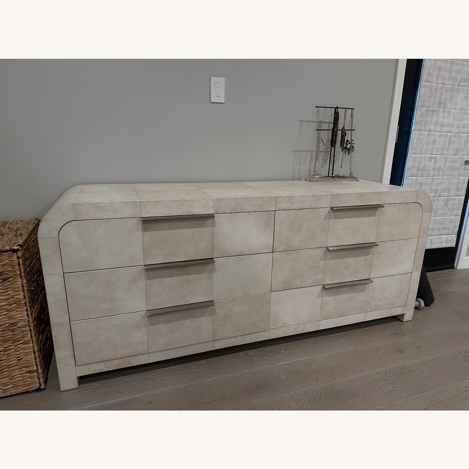 RH Lucien Dresser - image-1