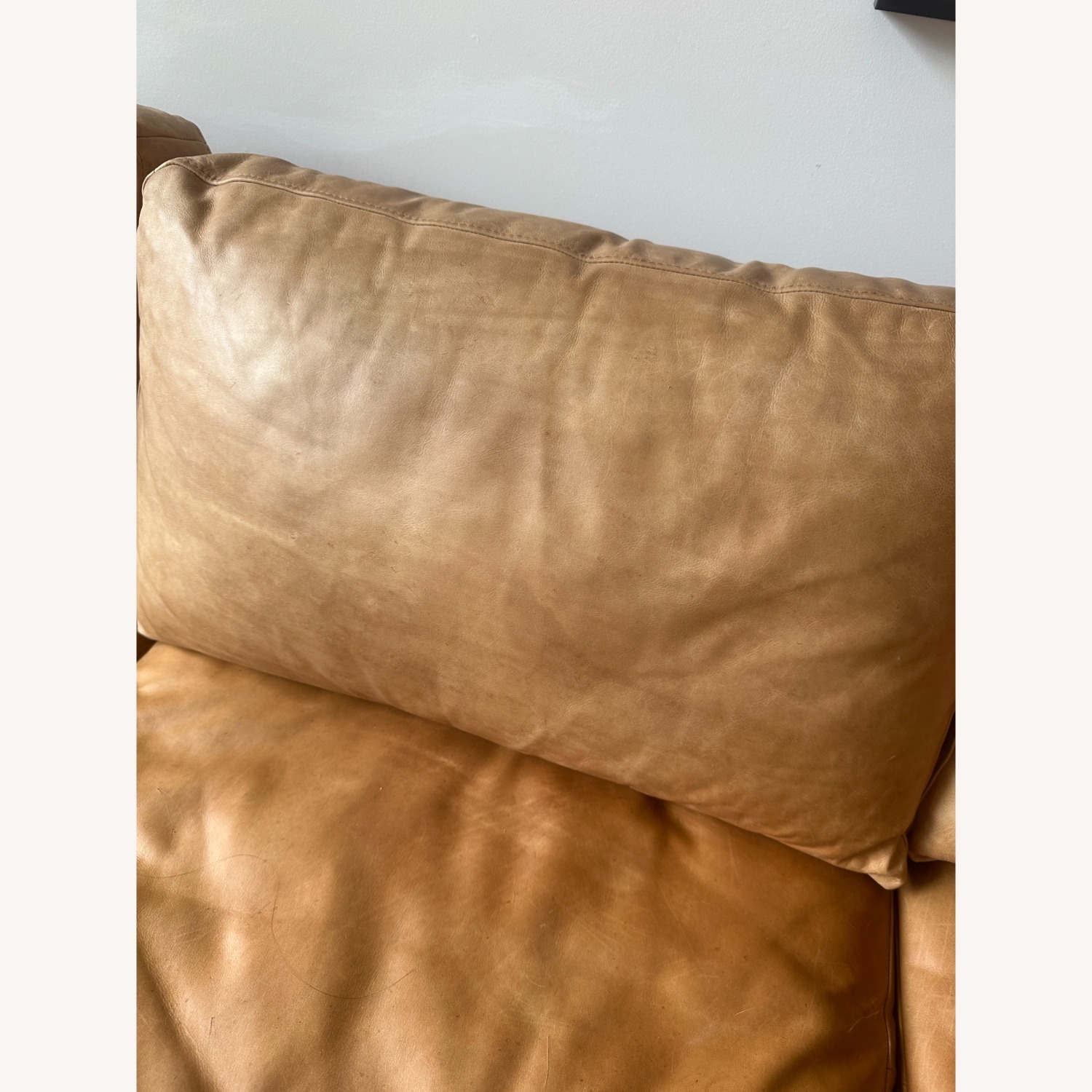 Poly & Bark Nolita Couch - Aniline Italian Leather - image-9