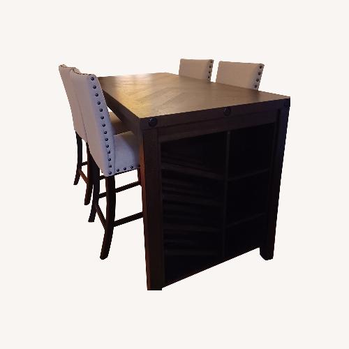Used Bob's Furniture 5pc Counter Height Dining Set for sale on AptDeco