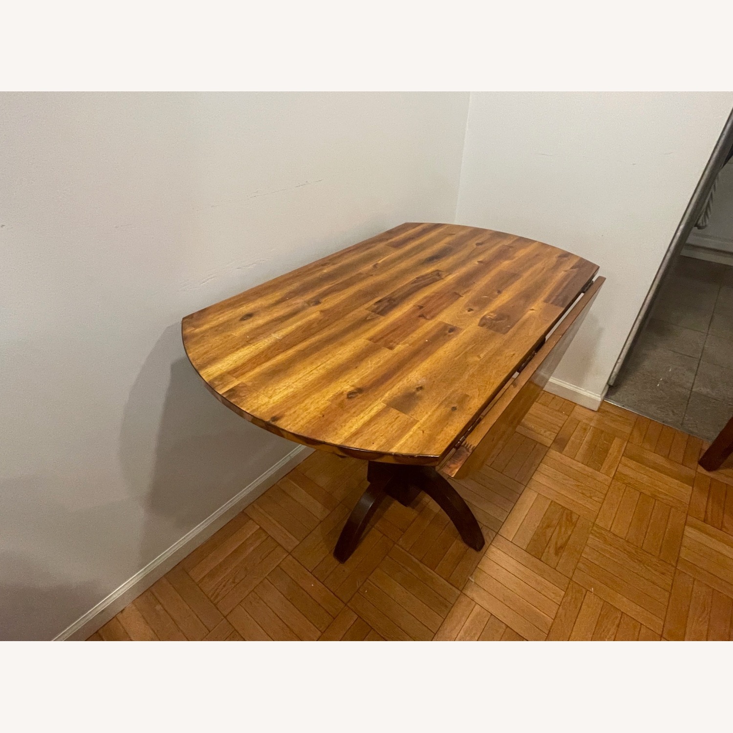 Round Drop Leaf Table with 4 Chairs - image-2