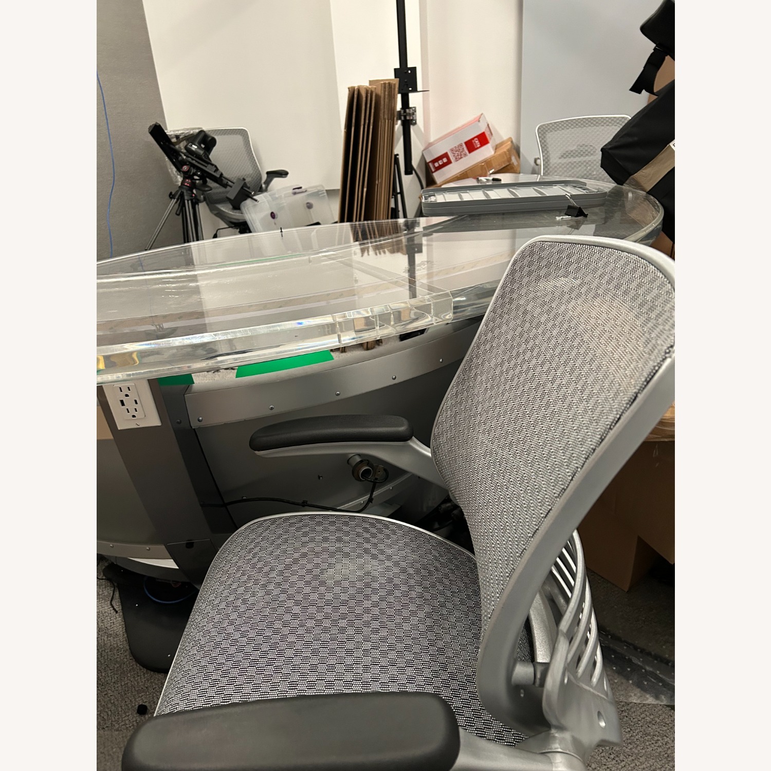 Office Chairs - image-4