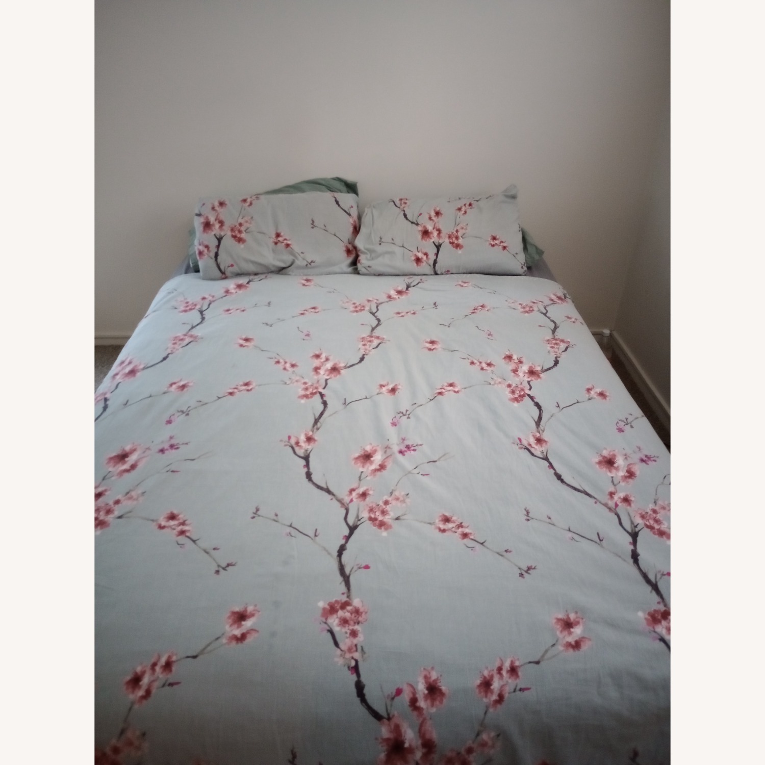 Sleepy's Sealy Queen with Frame - image-2