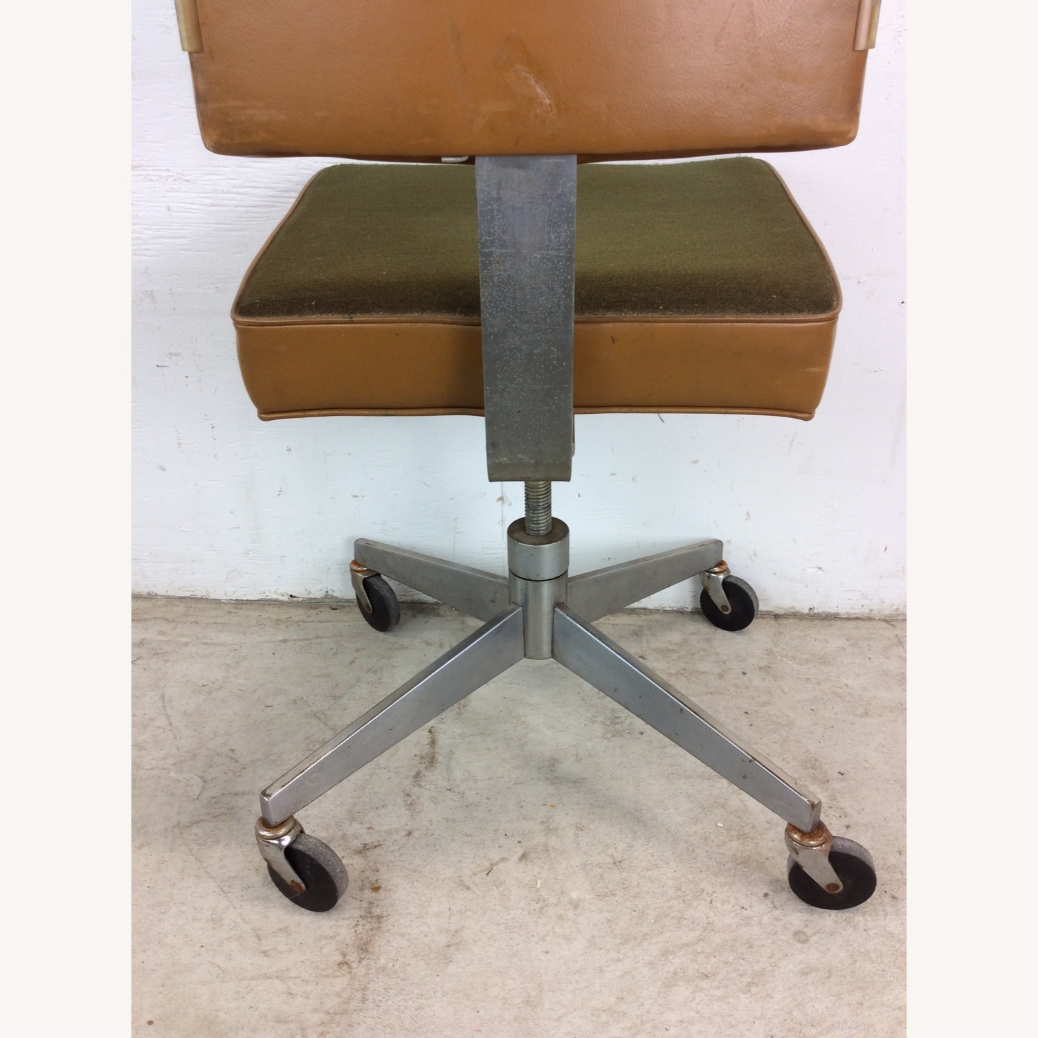 Mid Century Wheeled Office Chair by Steelcase - image-18