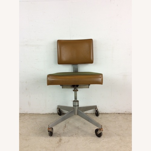 Used Mid Century Wheeled Office Chair by Steelcase for sale on AptDeco