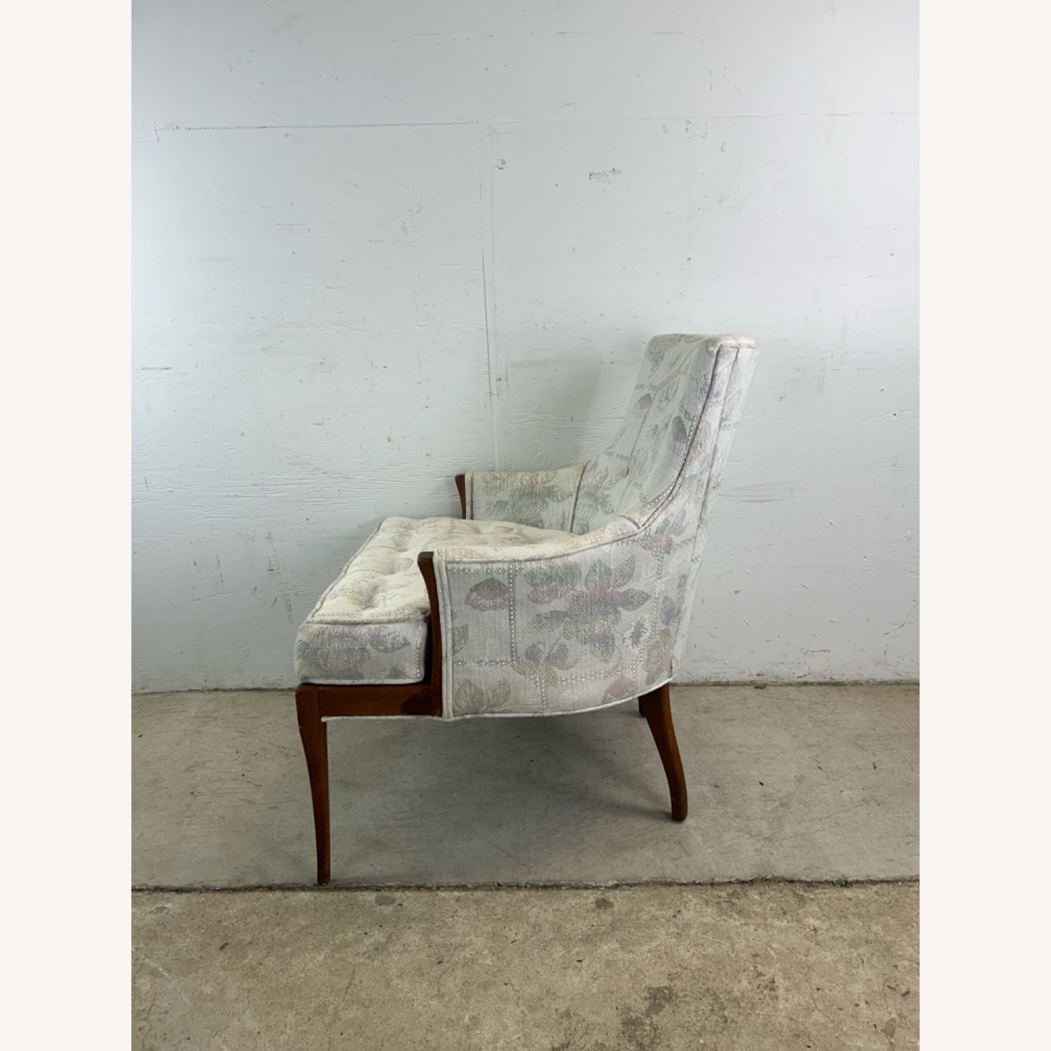 Mid Century Accent Chair with Tufted Seat - image-15