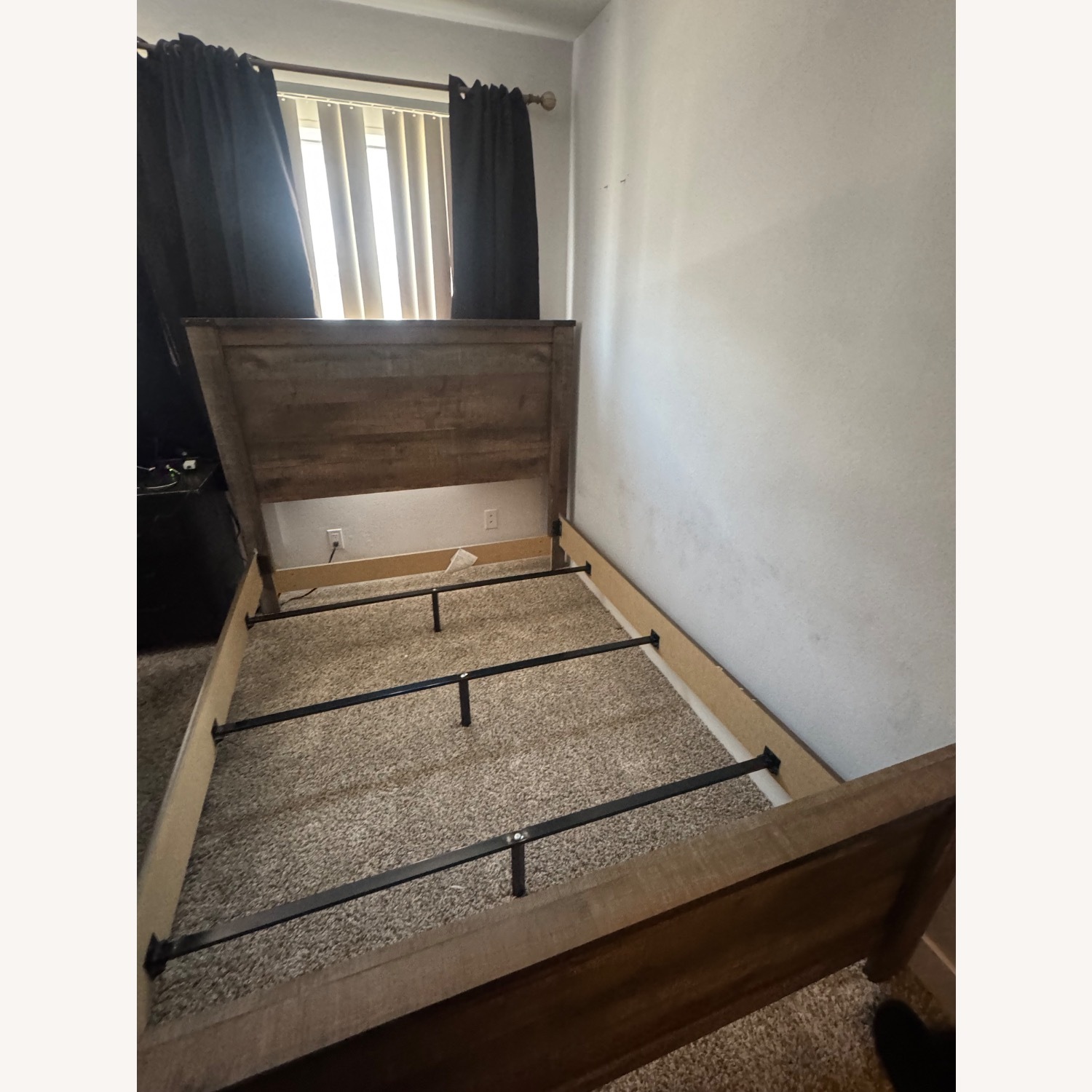 Brown Queen Panel Bed W 6 Drawer Dresser  - image-5
